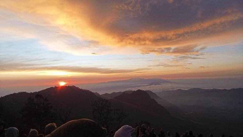 Bromo tour package from Banyuwangi or Ijen crater area,- end in Malang/ Surabaya 2D Bromo tour package from Banyuwangi or Ijen crater area,- end in Malang/ Surabaya 2D Vacation trip from Ijen crater OR Banyuwangi area to Bromo tour, and end in Surabaya/ Malang within 2 days 1 night travel package in East Java - Indonesia Bromoijencratertour.com