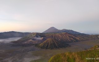 Bromo Midnight Tour: A Short and Memorable Travel Experience Bromo Midnight Tour: A Short and Memorable Travel Experience Bromoijencratertour.com