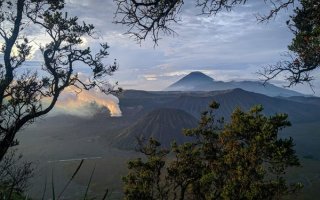 Comfortable Bromo tour with cheap travel package Comfortable Bromo tour with cheap travel package - Bromo Ijen Crater Tour Bromoijencratertour.com
