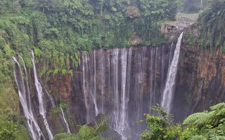 Most popular tourist destinations in East Java - Indonesia visit and do Tumpak Sewu waterfall, Mount Bromo, and Ijen crater tour  Bromoijencratertour.com